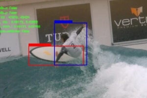 NTT西、サーフィン競技でミラー駆動トラッキングカメラの活用実証実験