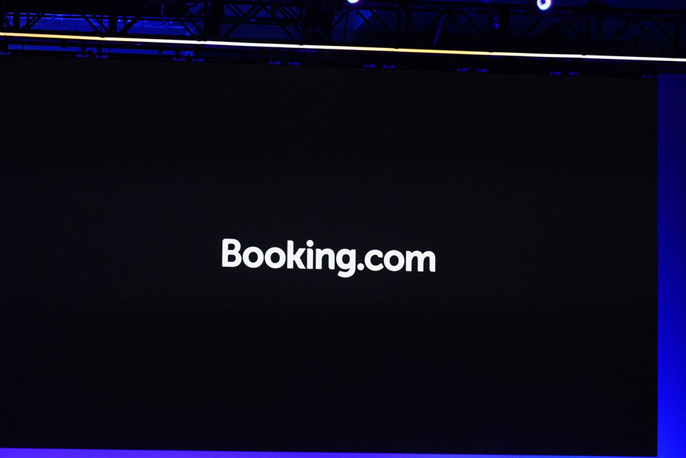 Booking.comの事例が紹介された