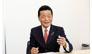 AZ-COM丸和ホールディングス社長・和佐見 勝「創業からの55年間は『報恩感謝』の日々。この精神を基に更なる発展・成長を目指していきたい」