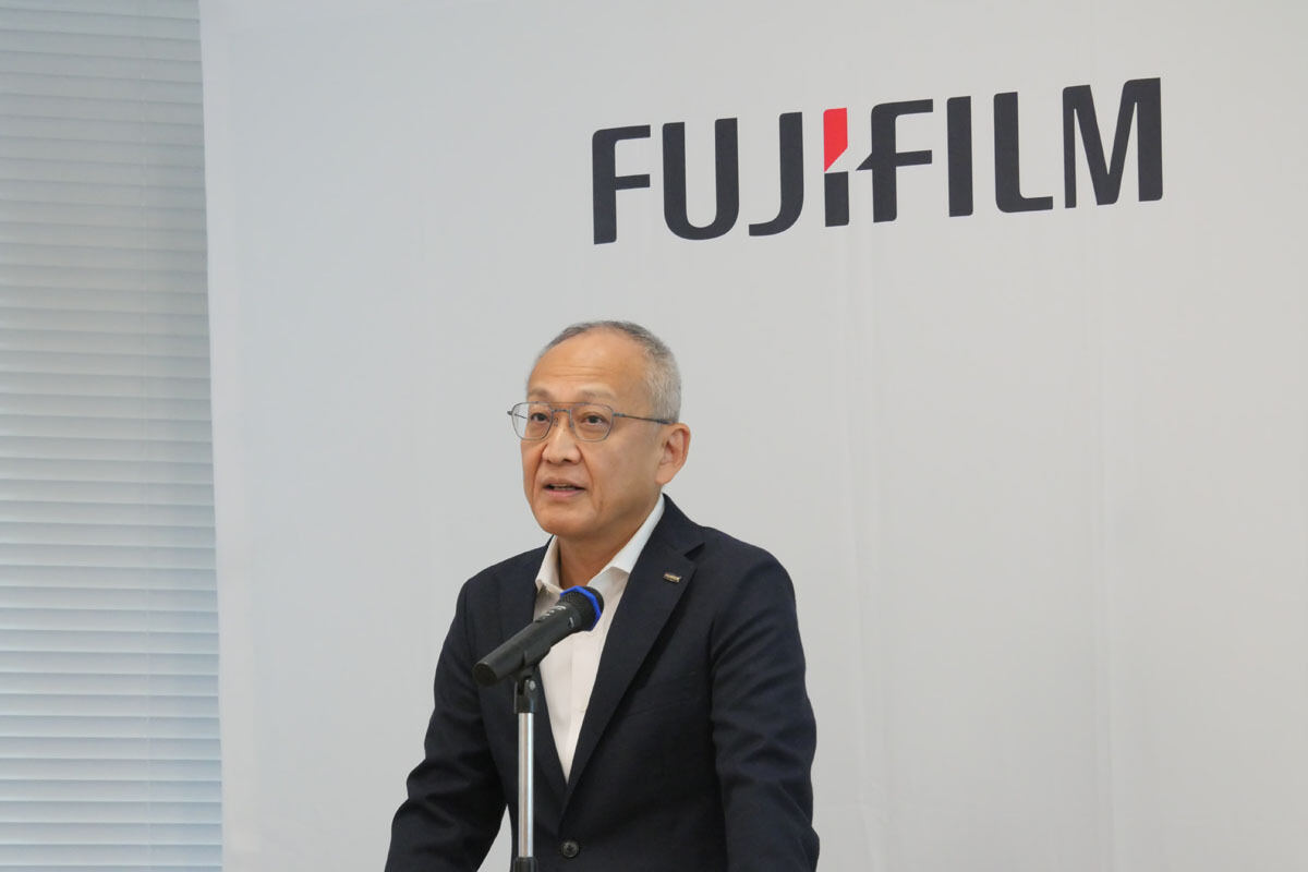 岩﨑哲也氏