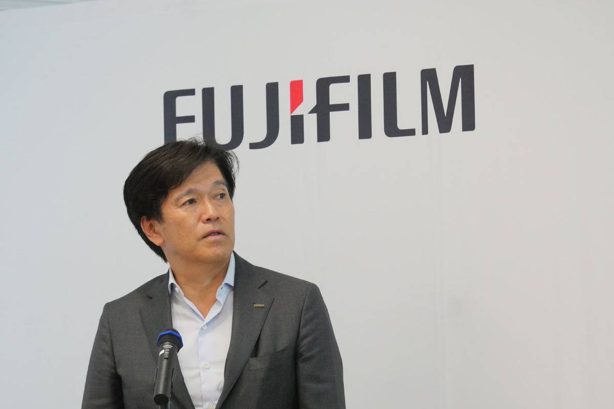 野口仁氏