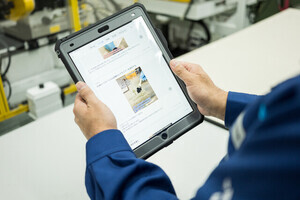 住友ゴム、全社的な業務標準化にAIによるマニュアル作成自動化を導入