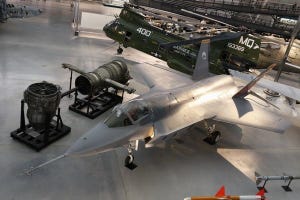 航空機の技術とメカニズムの裏側 第195回 日本も採用、ステルス戦闘機「F-35B」に迫る(7)軽量化と寿命に関する話題