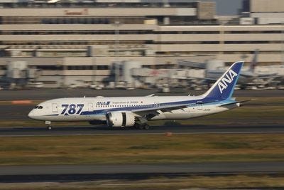 さようなら、ANA「787」ロゴ機！航空機の外部塗装(1)塗装の基本