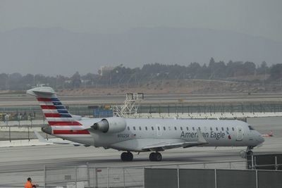 アメリカン航空の子会社、アメリカン・イーグルのCRJ。アメリカ国内の短距離路線を担当している　撮影：井上孝司