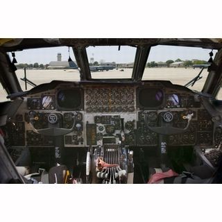 航空機の技術とメカニズムの裏側 第46回 操縦室(5)計器の種類