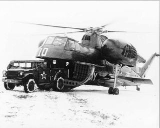 航空機の技術とメカニズムの裏側 第56回 ヘリコプター(5)エンジンの数と配置