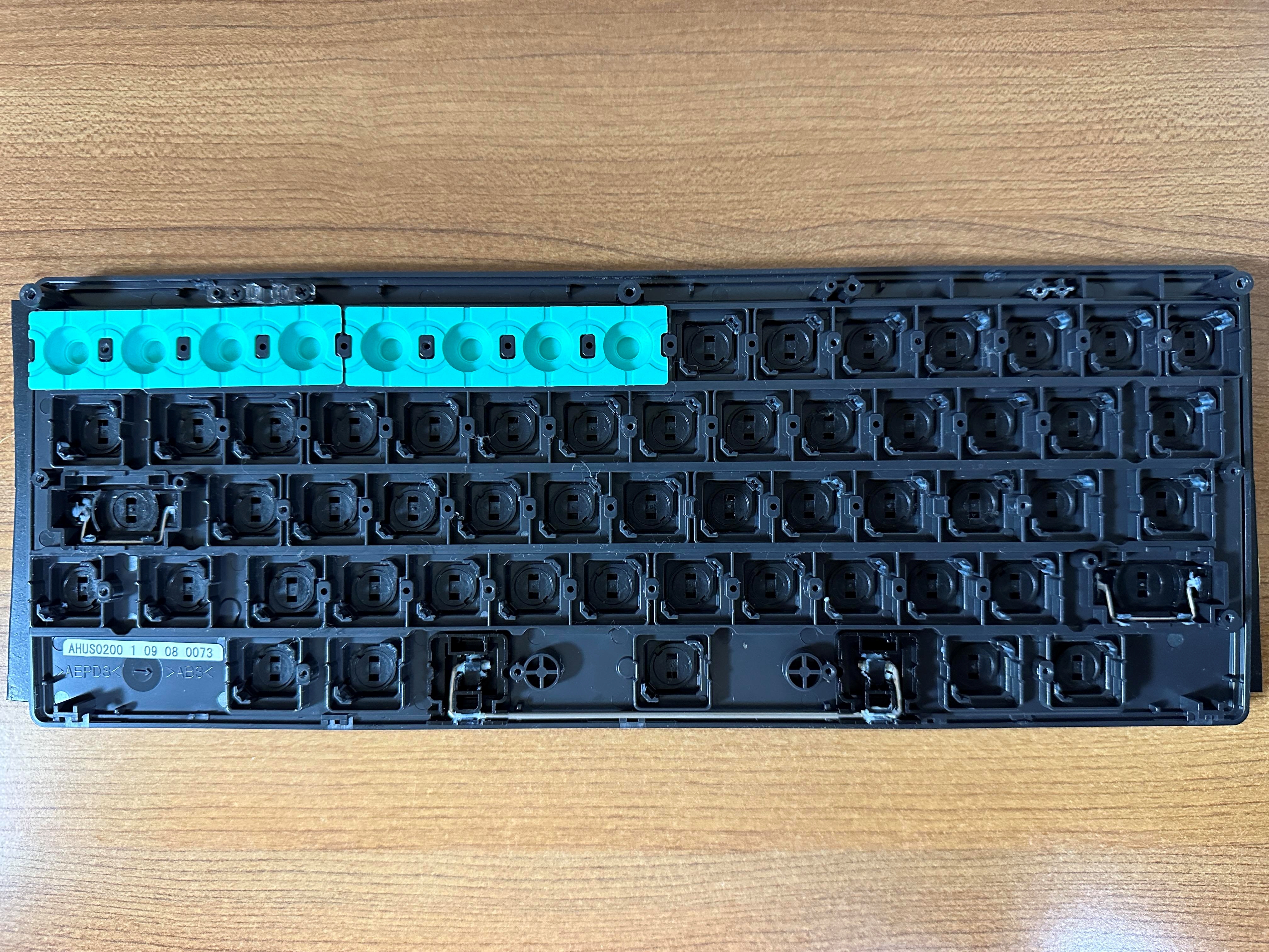 HHKBキーボード高級化計画(4) ラバーカップ交換でHHKBの劣化に HHKBキーボード高級化計画(4) ラバーカップ交換でHHKBの劣化に