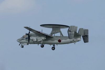 航空自衛隊の早期警戒機、E-2Cホークアイ　撮影：井上孝司