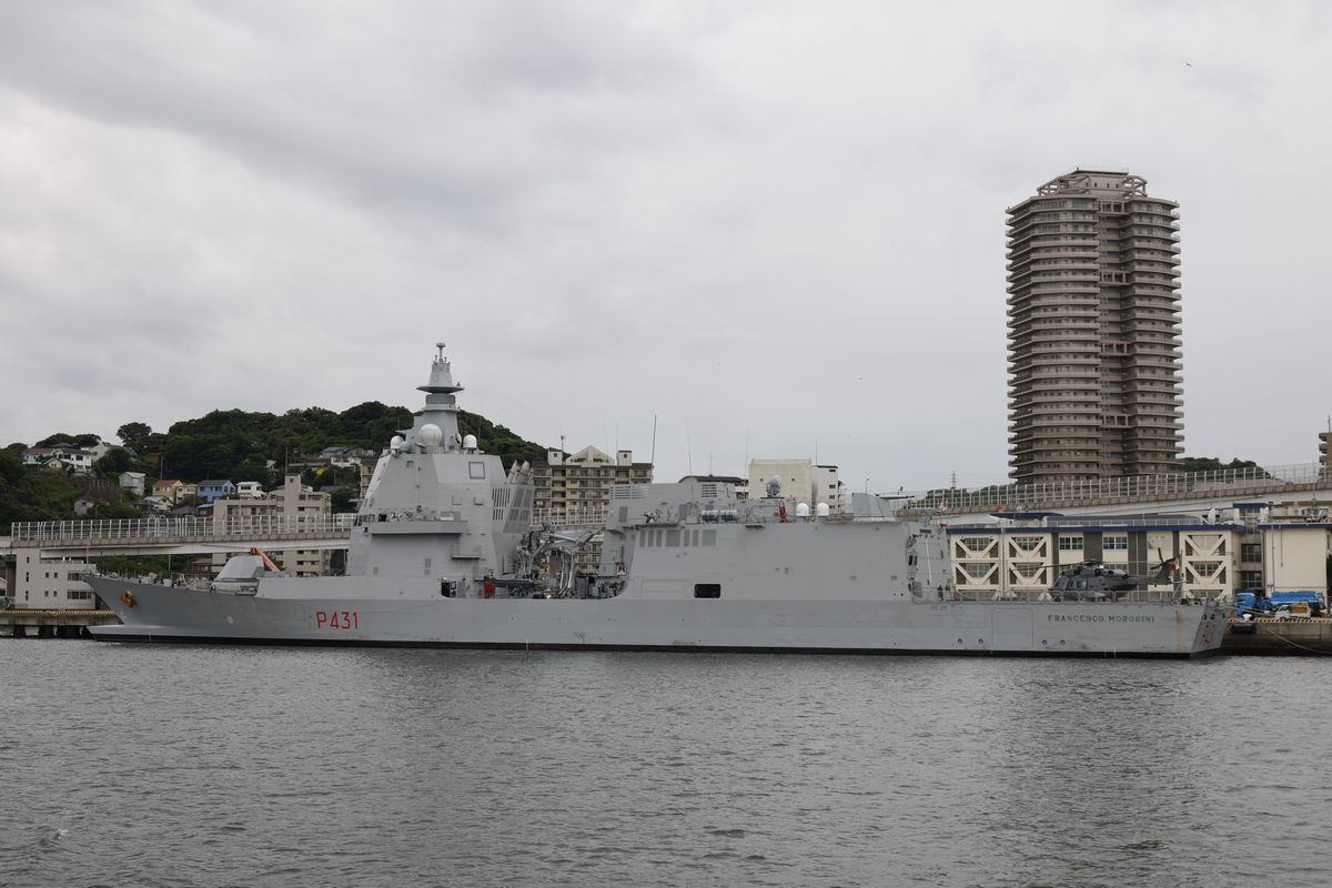 パオロ・タオン・ディ・レヴェル級哨戒艦の艦橋、自衛隊横須賀