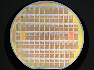 吉川明日論の半導体放談 第1回 たかがハードウェア、されどハードウェア