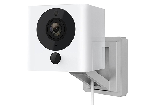 シリコンバレー101 第735回 1台20ドルの防犯監視カメラ「WyzeCam」、激安価格の背後にAmazonあり