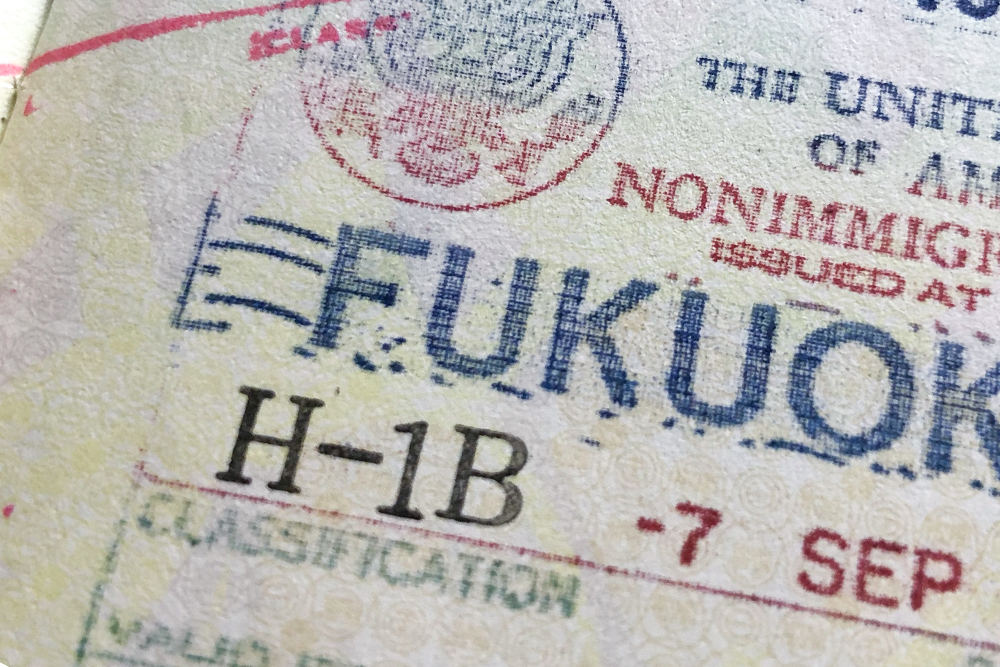 米国人の雇用を重視、バイアメリカン・ハイヤーアメリカン(BAHA)の一環でH-1Bビザに大きなメス