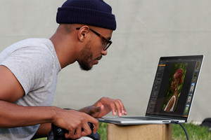 シリコンバレー101 第900回 惜しみなくMacBook Pro上位モデルを配布、PCは「生産性」で選ばないと損?