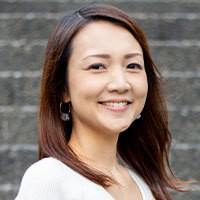村野 啓乃氏