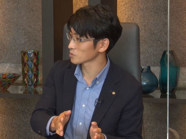 大西氏