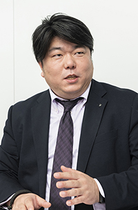 株式会社アイティ・コミュニケーションズ 業務企画本部 情報システム部 部長 山松直樹氏