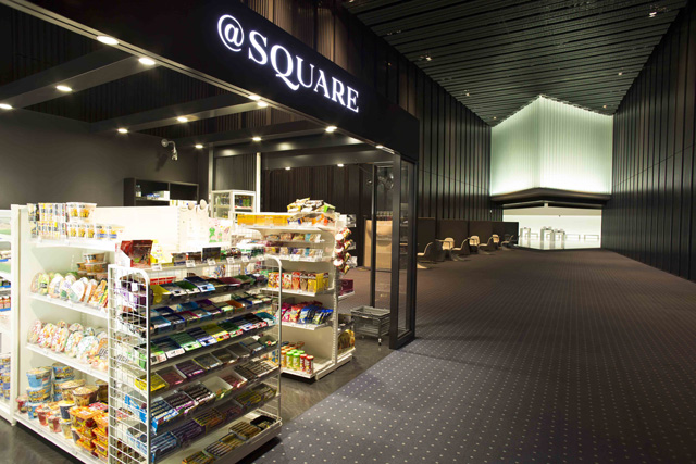 ＠Square