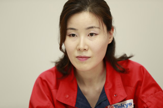アット東京　技術・サービス本部　業務サービス部　業務統括グループ主任　花形祐美子氏 