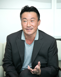 吉田 浩生 氏