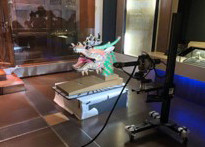 形状の再現を重視したい対象物では、3Dスキャナを使って3D形状を取得し、静止画を貼り付けます