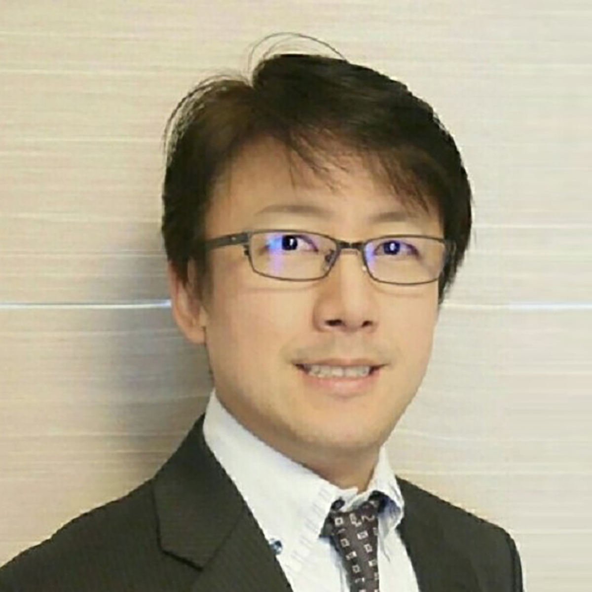 鈴木直樹氏
