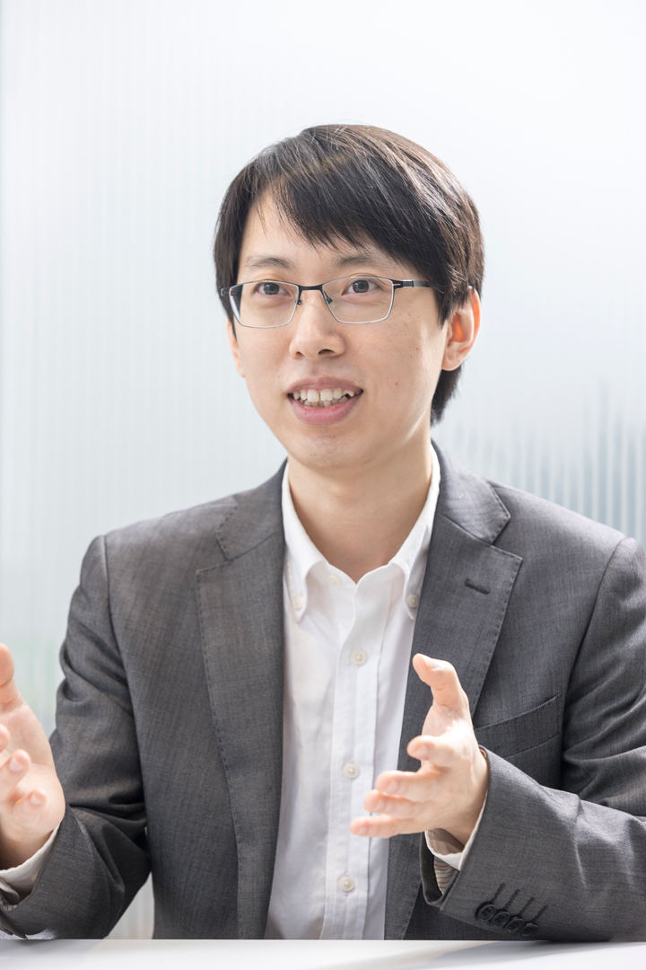 株式会社カインズ デジタル戦略本部 デジタルソリューション開発部 Webスクラム開発グループ 開発リーダー 崔氏の写真