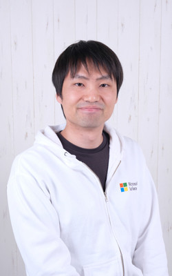 栗原太郎氏