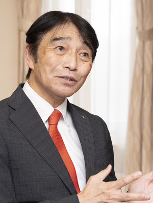 中村学園三陽中学校・高等学校 梶原美隆 校長