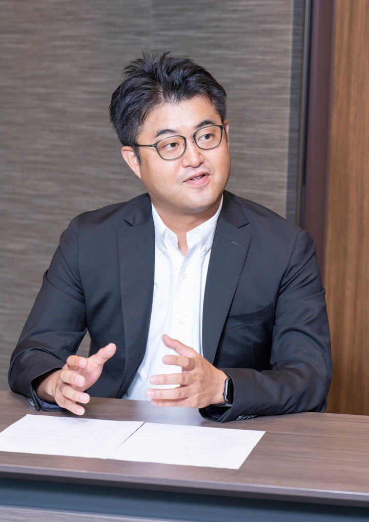 SALES ROBOTICS株式会社の代表取締役社長CEO 内山 雄輝 氏