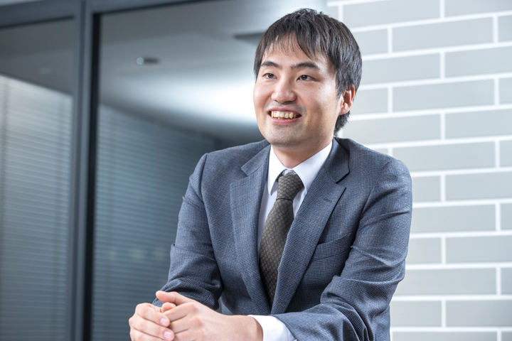 日本マイクロソフト パブリックセクター事業本部  文教営業統括本部 カスタマーサクセスマネージャー 栗原 太郎氏