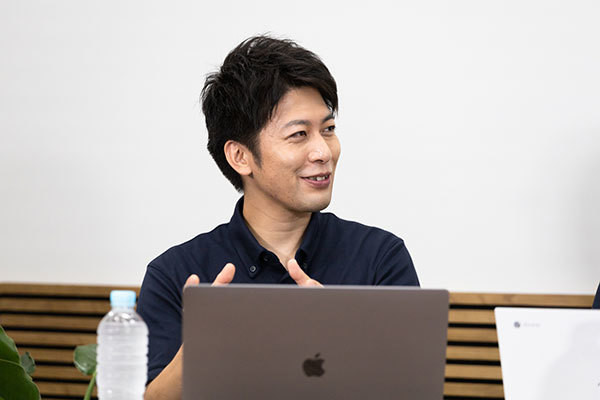 杉山 裕亮氏の個人写真（セッション中）