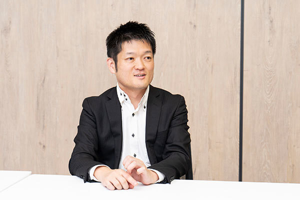 [写真]山田氏のインタビューカット