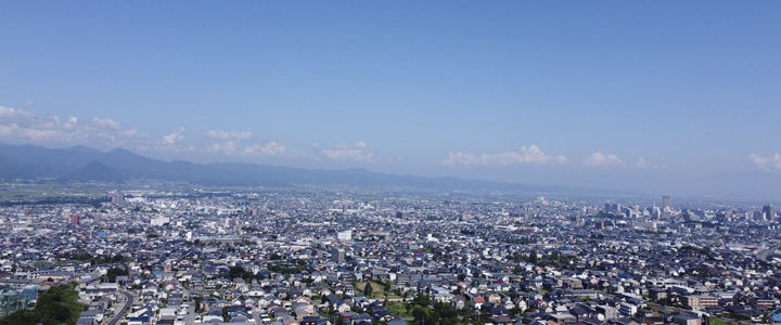 南東北の街並み