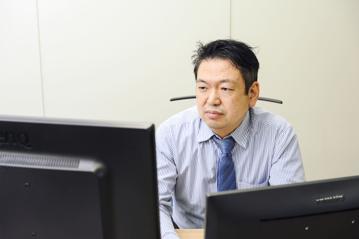 住岡さんの仕事風景