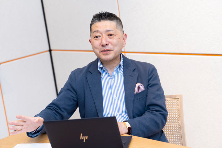 （写真）にこやかに話をする竹永氏