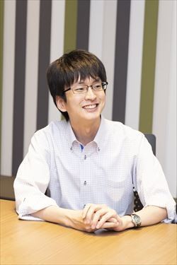 インタビューに答える沼野 正太郎氏