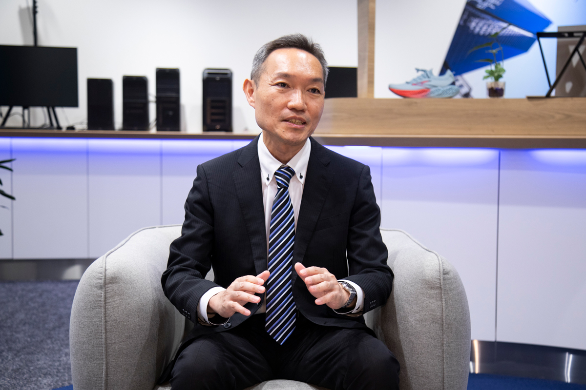 株式会社 日本HP HP Store &オムニチャネル事業本部 コマーシャル営業本部 ダイレクトセールス部エキスパート セールス レプリゼンタティブ　高橋真一氏