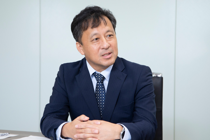 （写真）菱洋エレクトロ株式会社 営業統括本部 ソリューション事業本部 副事業本部長　青木 良行 氏