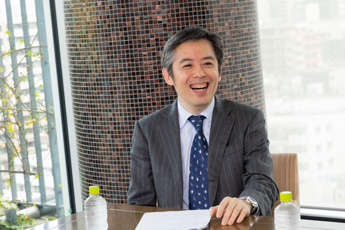 （写真）日本ヒューレット・パッカード合同会社  デジタルセールス・コンピュート事業統括本部 コンピュート技術部 シンシアテクノロジーアーキテクト 古賀 政純 氏