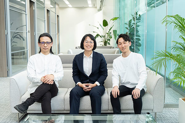 [写真]鶴田氏、戸田氏、田中氏の集合写真