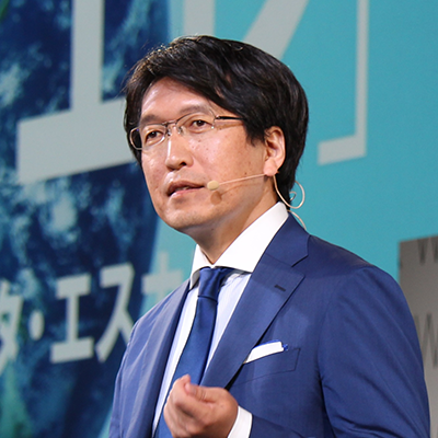 友岡 賢二氏