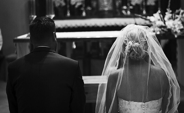 the-altar-1955675_640