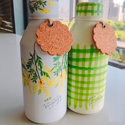 ウワサの可愛すぎる麦茶「ムーギー」でデスクをオシャレに