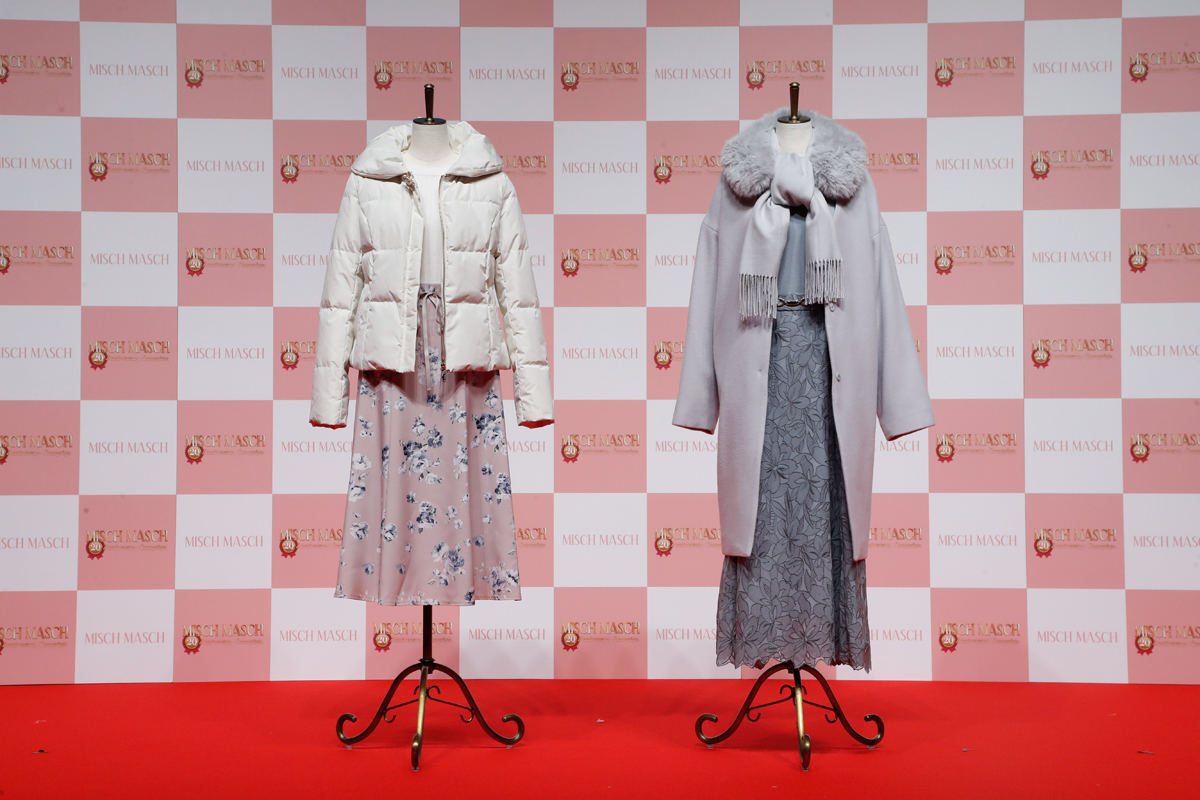 左から「かわいいキュートモテスタイル」「大人クールモテスタイル」