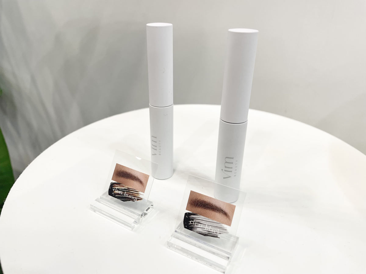 「my confidence brow」(各1,850円)