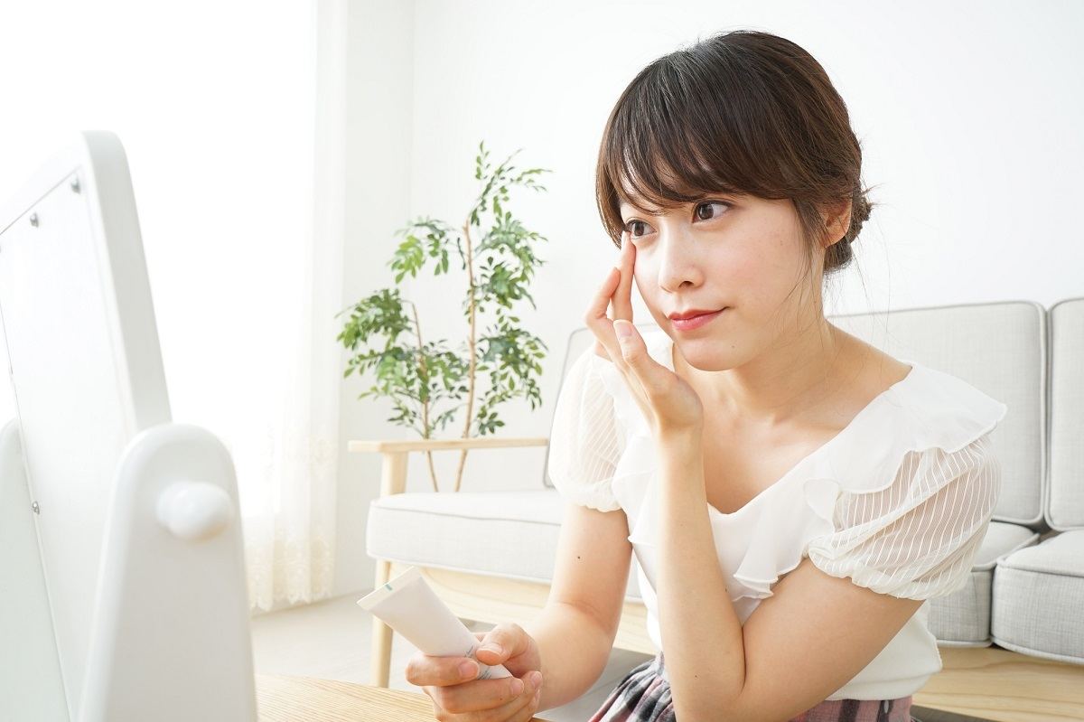 コンシーラーが浮くのを防ぐには?