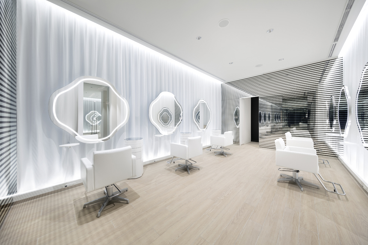 BEAUTY BOOST BAR & PHOTO STUDIO