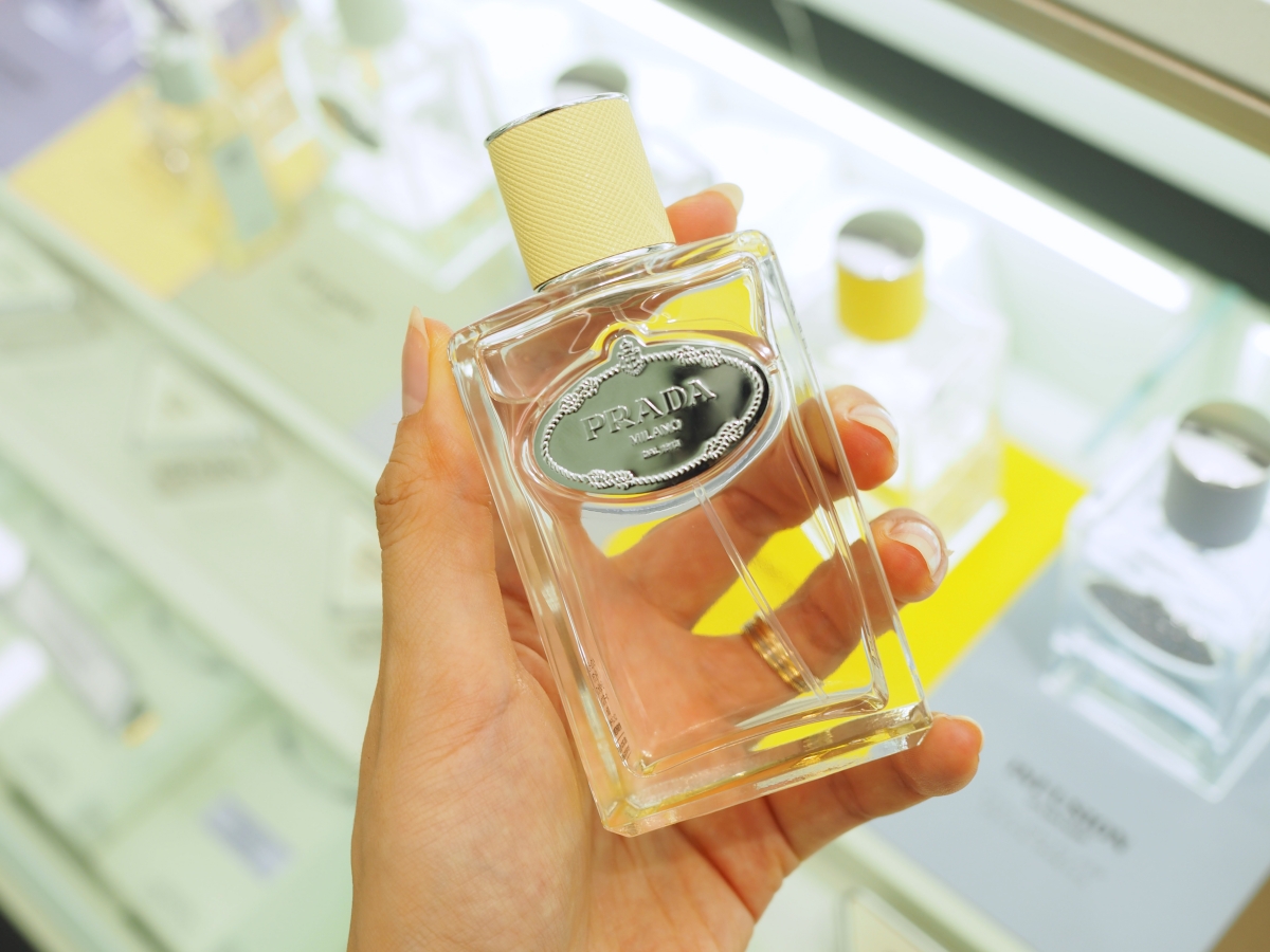「インフュージョン ドゥ プラダ ジャンジャンブル オーデパルファム」(100mL 30,800円/10mL 7,700円)