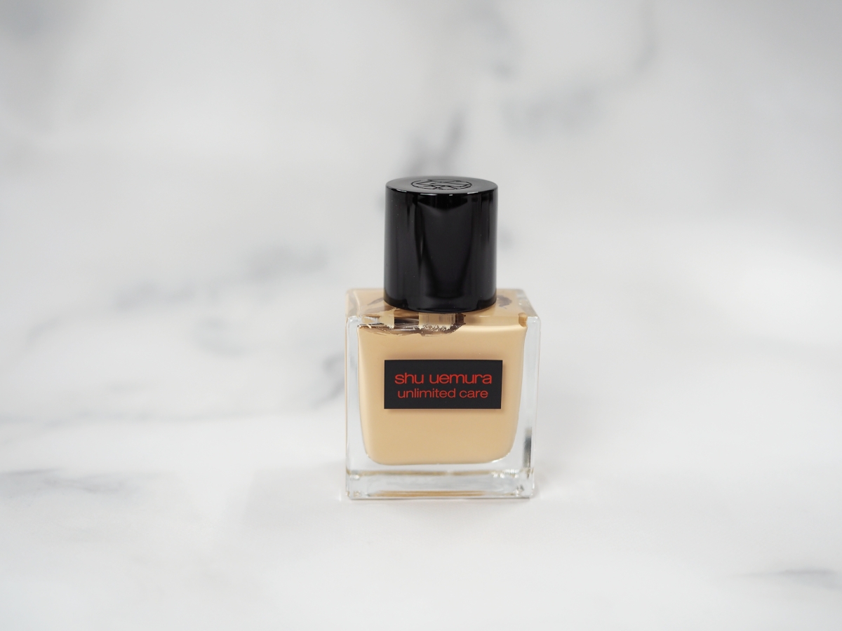 アンリミテッド ケア ツヤ セラム ファンデーション(全20色 35mL 7,480円)